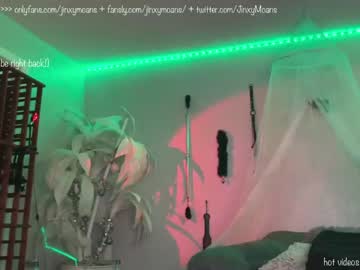 couple
        jinxy_moans cam image #3114999