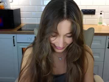 girl
        ambertan1 cam image #6002860