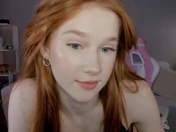 girl
        leahsthetics cam image #6557496