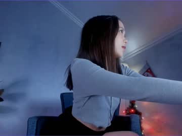 girl
        juliabeng1 cam image #3062325