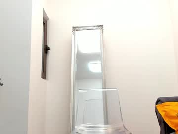 girl
        hotfallingdevil cam image #4598476