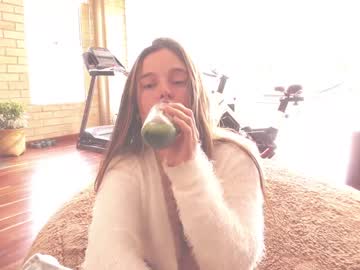 girl
        kendalltyler cam image #4233254