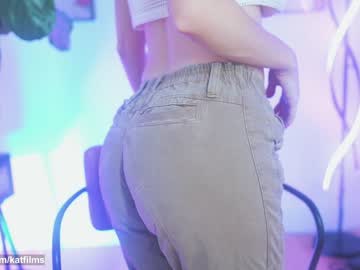 girl
        katdreams cam image #2783384