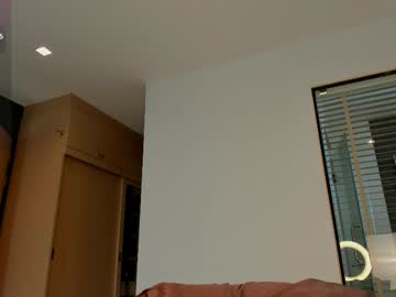 girl
        jerkoffstation cam image #6621535