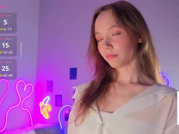 girl
        fly_best cam image #6627268