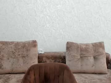 girl
        maryperetto cam image #2113315