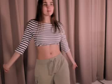 girl
        dominogoulder cam image #5566761