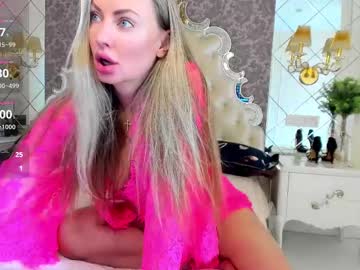 girl
        veola_new cam image #6563640