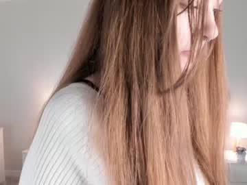 girl
        ohwherearemymanners cam image #3964668