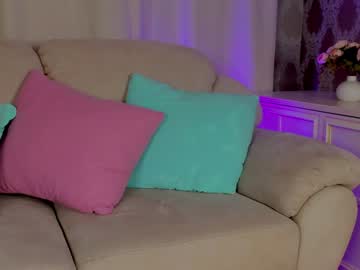 girl
        mariemelons cam image #4392630