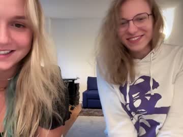 girl
        lillybambus cam image #2703571