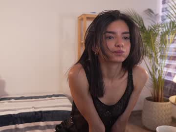 girl
        urcutelinda cam image #4400088