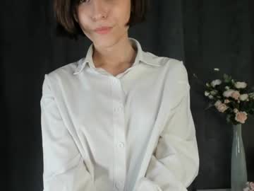 girl
        asecondsoul cam image #4508102