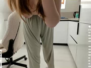 girl
        saiiilormoon cam image #6666906