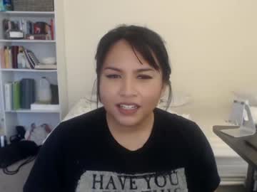 girl
        iamplutonianlust cam image #1195568