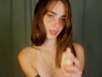 girl
        scarletmore cam image #2354731