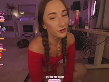 girl
        hannahjames710 cam image #6707050