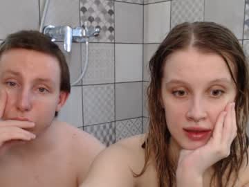 couple
        lian004 cam image #4125851