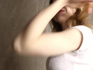girl
        olivia_madyson cam image #2077300