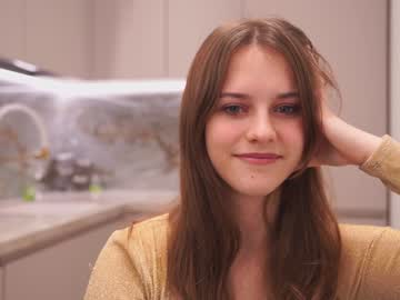 girl
        dream_beam cam image #5863945