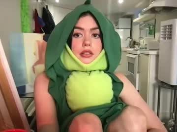 girl
        littlesugarpea cam image #2381713
