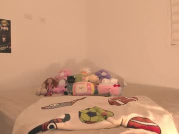 girl
        alone_together_ cam image #5811217
