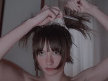 girl
        chaturbatable cam image #5937556