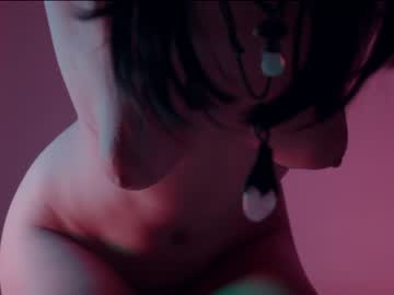 girl
        chaturbatable cam image #1615728