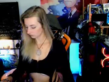 girl
        yoursecretgirlfriend963 cam image #4275961