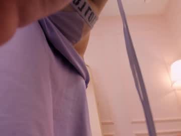girl
        harley_blanco cam image #4599739