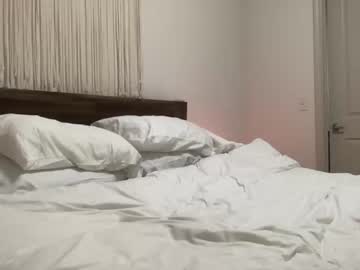 girl
        maddymurphy cam image #3246519