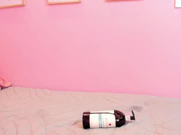 girl
        little_effy18_ cam image #6814585