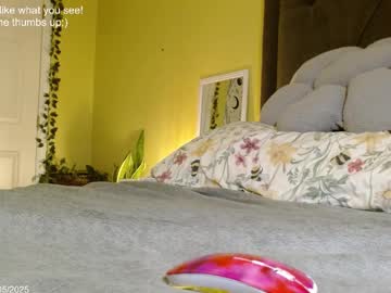 girl
        skybella_ cam image #6488502