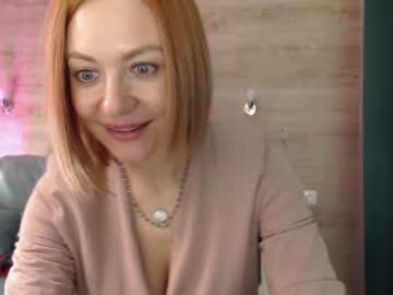 girl
        nina_richel cam image #592640