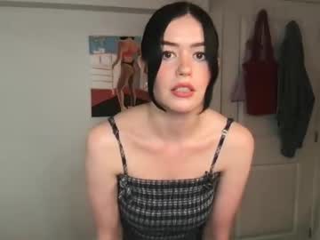girl
        littlesugarpea cam image #2253437