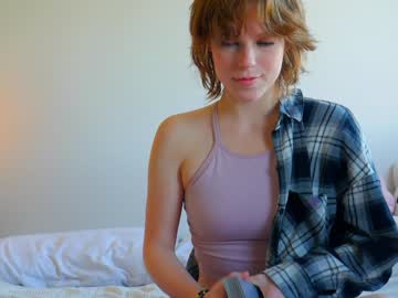 girl
        sisypheanlove cam image #1129795