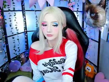 girl
        milkycute cam image #6656219