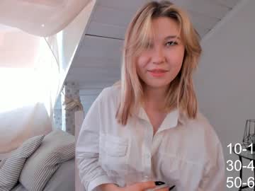 girl
        bettypatri cam image #2084191