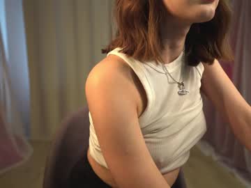 girl
        aurora_the_ballerina cam image #3326335