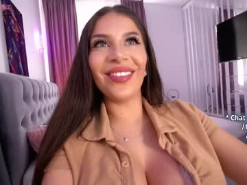 girl
        realmaria8 cam image #2572662