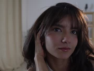 girl
        urcutelinda cam image #5746594