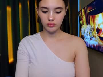 girl
        angella_kleee cam image #4368043