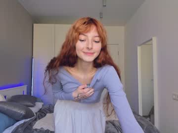 girl
        jennifer_ewans cam image #1436948