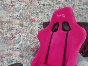 girl
        angelina_new cam image #179149