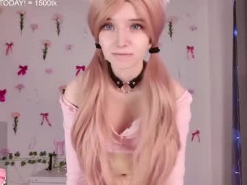 girl
        b4by_lol1 cam image #6366015