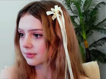 girl
        little_anitta cam image #3095056