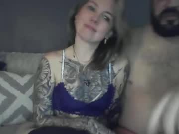 couple
        diddylicious22 cam image #5935045