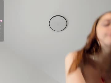 girl
        maidabuoy cam image #3774583