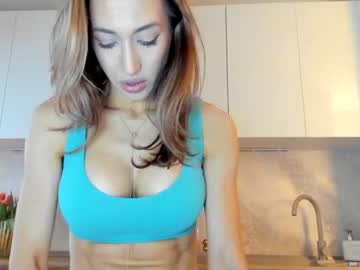 girl
        finestchantilly cam image #950184