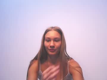 girl
        teonasafina__ cam image #2405815